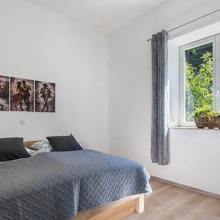 Isenach Apartment *